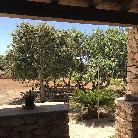 Dammusi Cala Galera Apartment