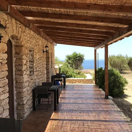 Dammusi Cala Galera